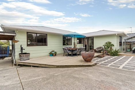 Photo of property in 2/114 Kervil Avenue, Te Atatu Peninsula, Auckland, 0610