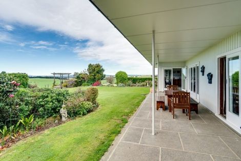 Photo of property in 1025 Aorangi Road, Maraekakaho, Hastings, 4171