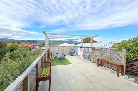 Photo of property in 80 Gray Avenue, Paraparaumu Beach, Paraparaumu, 5032