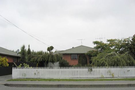 Photo of property in 75 Grove Street, Tinwald, Ashburton, 7700