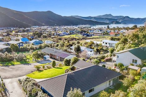Photo of property in 22 Rimu Terrace, Waikawa, Picton, 7220