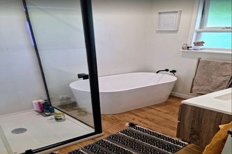 Photo of property in 1/64a Paparoa Street, Papanui, Christchurch, 8053