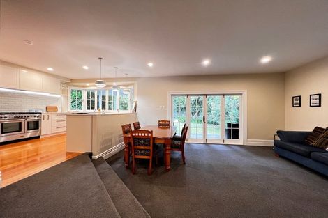 Photo of property in 25 Shoal Bay Road, Devonport, Auckland, 0624