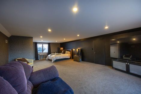 Photo of property in 6 Kentucky Way, Awapuni, Palmerston North, 4412