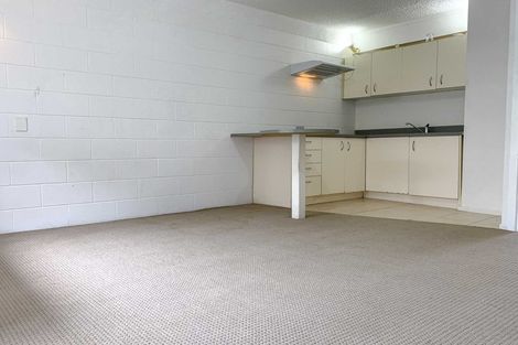 Photo of property in 3k Mountain Road, Mount Wellington, Auckland, 1060