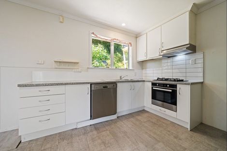 Photo of property in 81 Awanui Street, Merrilands, New Plymouth, 4312