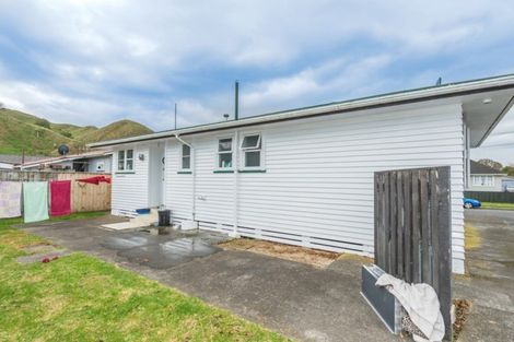 Photo of property in 21 Camellia Avenue, Aramoho, Whanganui, 4500