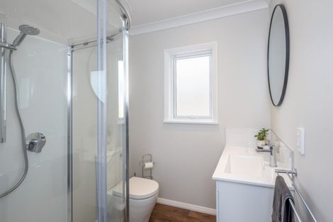 Photo of property in 19 Hannan Street, Levin, 5510