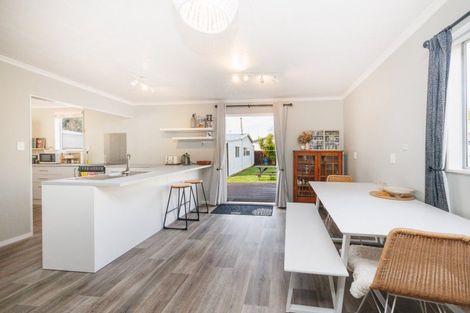 Photo of property in 11 Montagu Street, Feilding, 4702