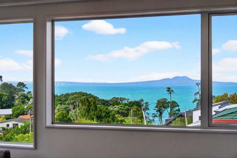 Photo of property in 8a Tipau Street, Torbay, Auckland, 0630