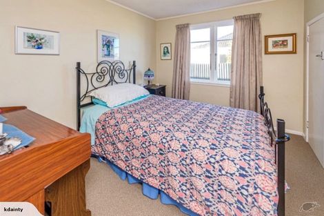 Photo of property in 188 Cornfoot Street, Castlecliff, Whanganui, 4501