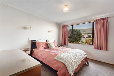 Photo of property in 4a Crombie Street, Gore, 9710