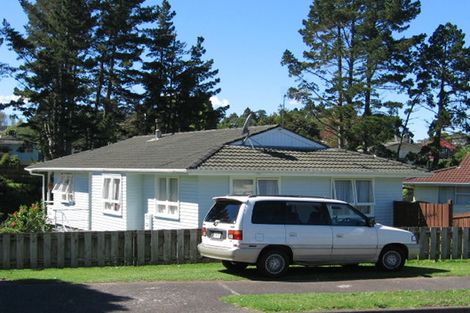 Photo of property in 14 Cecil Beatt Place, West Harbour, Auckland, 0618