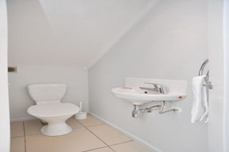 Photo of property in 94b Picton Avenue, Riccarton, Christchurch, 8011