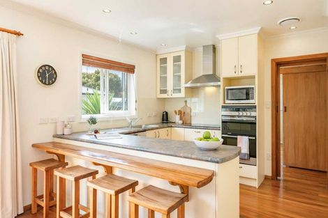 Photo of property in 28 Kashmir Avenue, Clouston Park, Upper Hutt, 5018