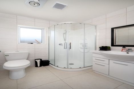 Photo of property in 16 John Broad Place, Flat Bush, Auckland, 2019