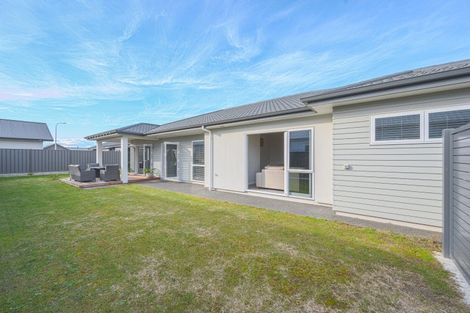 Photo of property in 48 Kenny Road, Te Awa, Napier, 4110