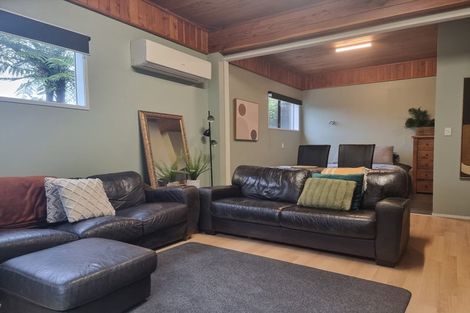 Photo of property in 49 Grand Vue Road, Kawaha Point, Rotorua, 3010