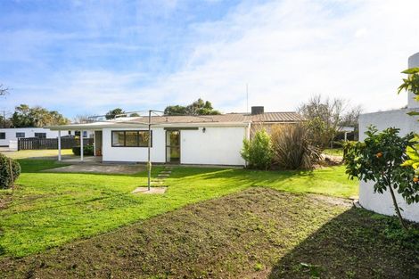 Photo of property in 6 Flower Street, Bulls, 4818