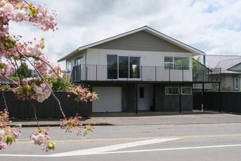 Photo of property in 2 Princess Street, Dannevirke, 4930