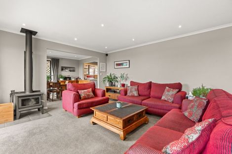 Photo of property in 17 Puriri Crescent, Lansdowne, Masterton, 5810