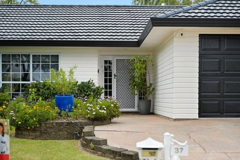 Photo of property in 37 Bouverie Crescent, Flagstaff, Hamilton, 3210