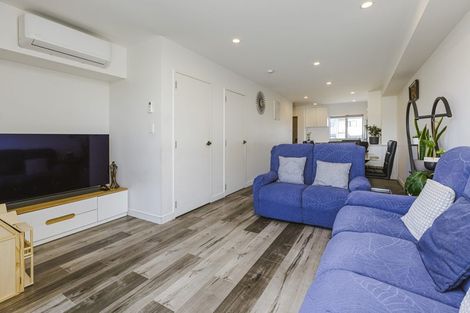 Photo of property in 152 Battalion Drive, Papakura, 2110