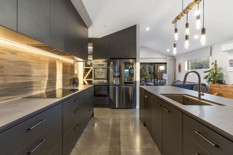 Photo of property in 64 Riverhead Point Drive, Riverhead, 0820