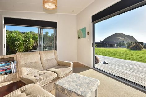 Photo of property in 3 Mahia Heights Drive, Mahia, 4198