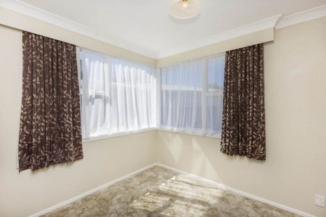 Photo of property in 16 Kentucky Street, Totara Park, Upper Hutt, 5018