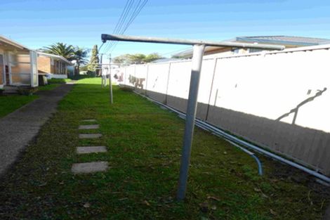 Photo of property in 4/48 Mcleod Road, Henderson, Auckland, 0612