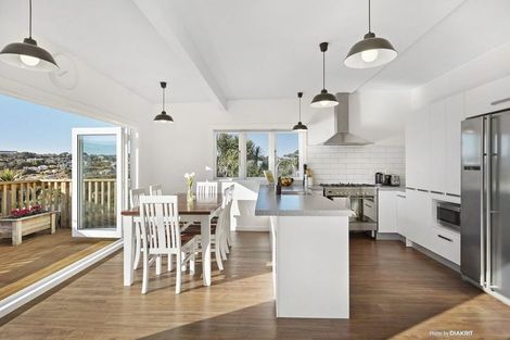 Photo of property in 72 Chaytor Street, Karori, Wellington, 6012