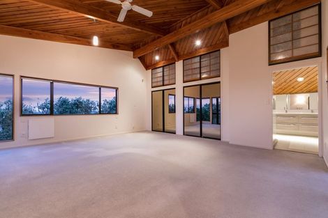 Photo of property in 453 East Coast Road, Murrays Bay, Auckland, 0630