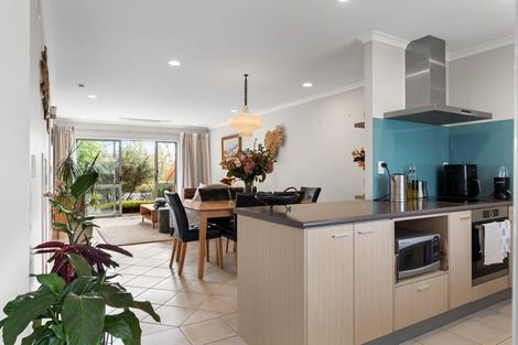 Photo of property in 7/55 Verbena Road, Birkdale, Auckland, 0626