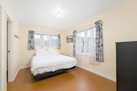 Photo of property in 131 Rathgar Road, Henderson, Auckland, 0610