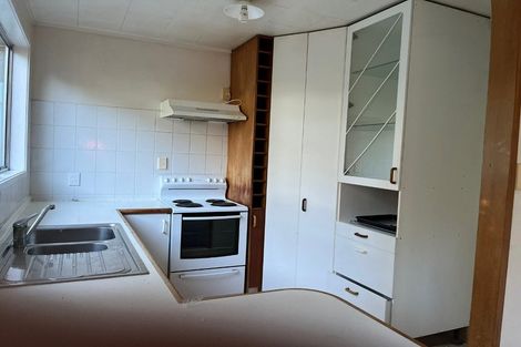 Photo of property in 27 Gladys Avenue, Glenfield, Auckland, 0629