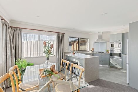 Photo of property in 34a Clemow Road, Fitzroy, New Plymouth, 4312