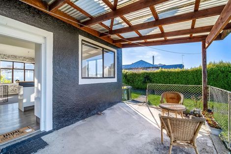 Photo of property in 16 Douglas Street, Balclutha, 9230
