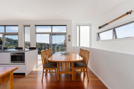 Photo of property in 1 Saint Remy Lane, Redcliffs, Christchurch, 8081