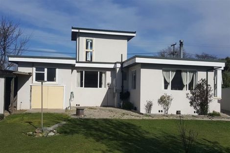 Photo of property in 14 Parsonage Road, Waimate, 7924