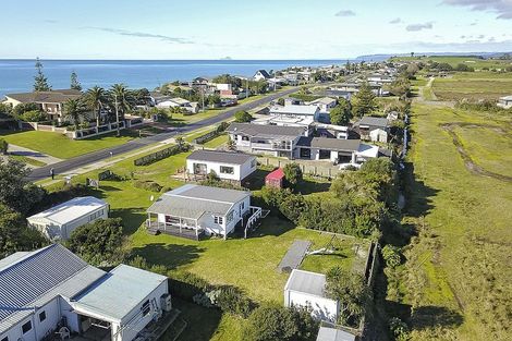 Photo of property in 188 Pukehina Parade, Pukehina, 3189