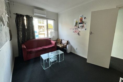 Photo of property in 6 Hanson Street, Mount Cook, Wellington, 6021