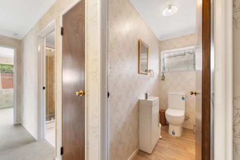 Photo of property in 1 Astrid Court, Awapuni, Palmerston North, 4412