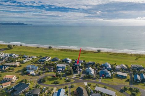 Photo of property in 134 Puka Crescent, Matarangi, Whitianga, 3592