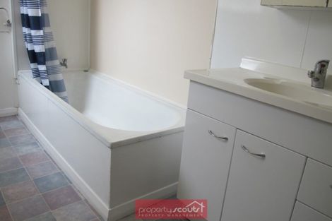 Photo of property in 12 Eglinton Road, The Glen, Dunedin, 9011