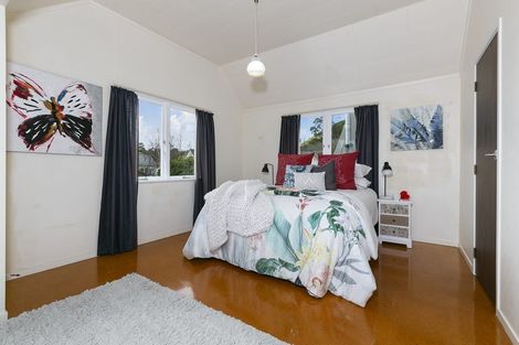 Photo of property in 1/6 Steen Place, Mangere Bridge, Auckland, 2022