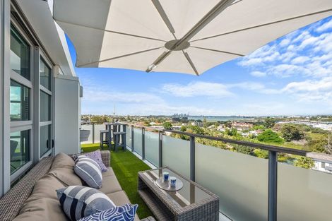 Photo of property in Maison Apartments, 503/16 Huron Street, Takapuna, Auckland, 0622