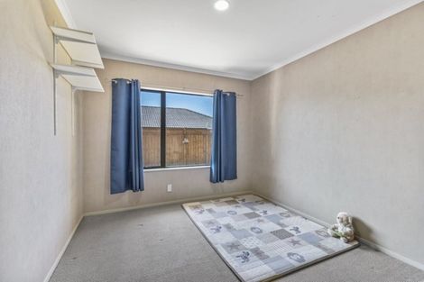 Photo of property in 202 Wattle Farm Road, Wattle Downs, Auckland, 2103