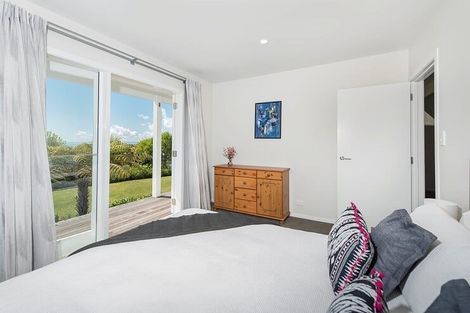 Photo of property in 52a Penzance Road, Mairangi Bay, Auckland, 0630