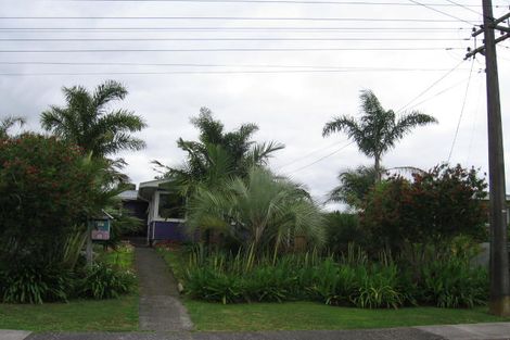 Photo of property in 5 Saffron Street, Birkdale, Auckland, 0626